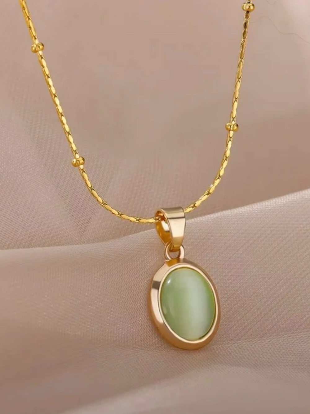 Gold Oval Pendant Necklace with Green Stone - Picture 7 of 9